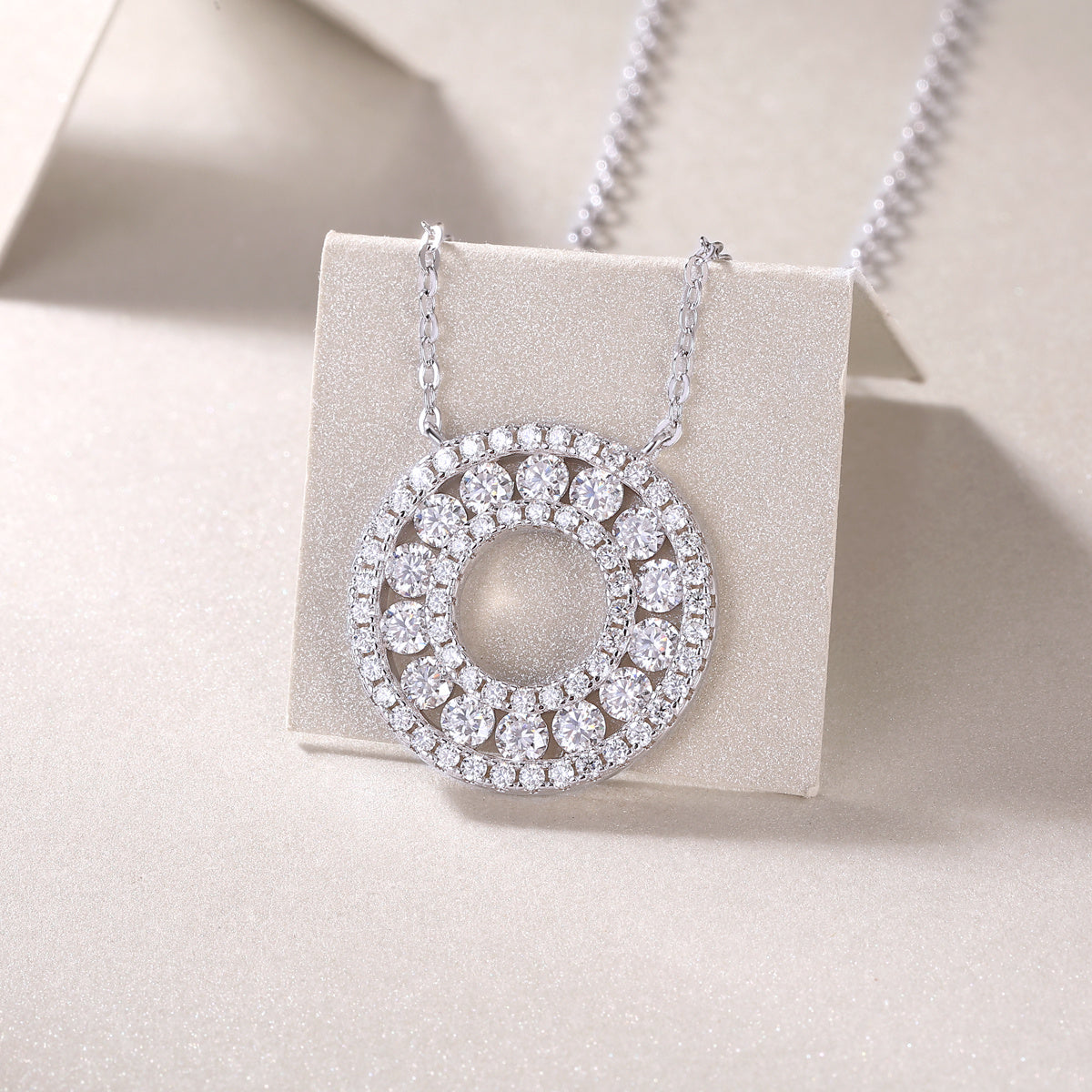 Elegant Solar Diamond Jewelry Pendant Set With Moissanite S925 Sterling Silver