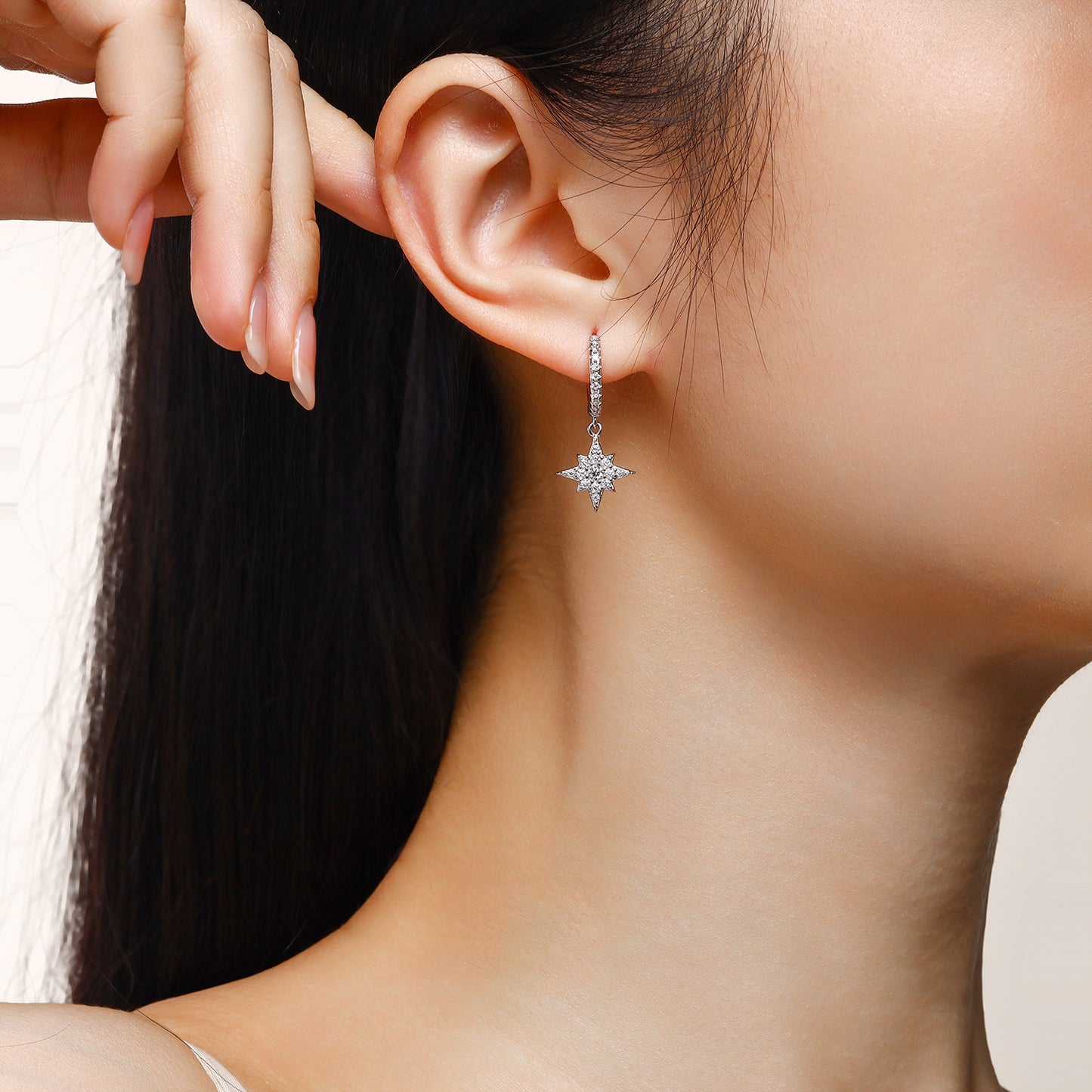 Star and Moon Moissanite Diamond Earrings S925 Sterling Silver And Platinum-plated Diamonds
