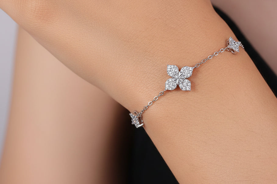 4 Leaf 1 Carat Moissanite Sterling Silver Bracelet - GuardianAngel Jewels