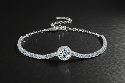 🤗 - Round Starry Moissanite Bracelet