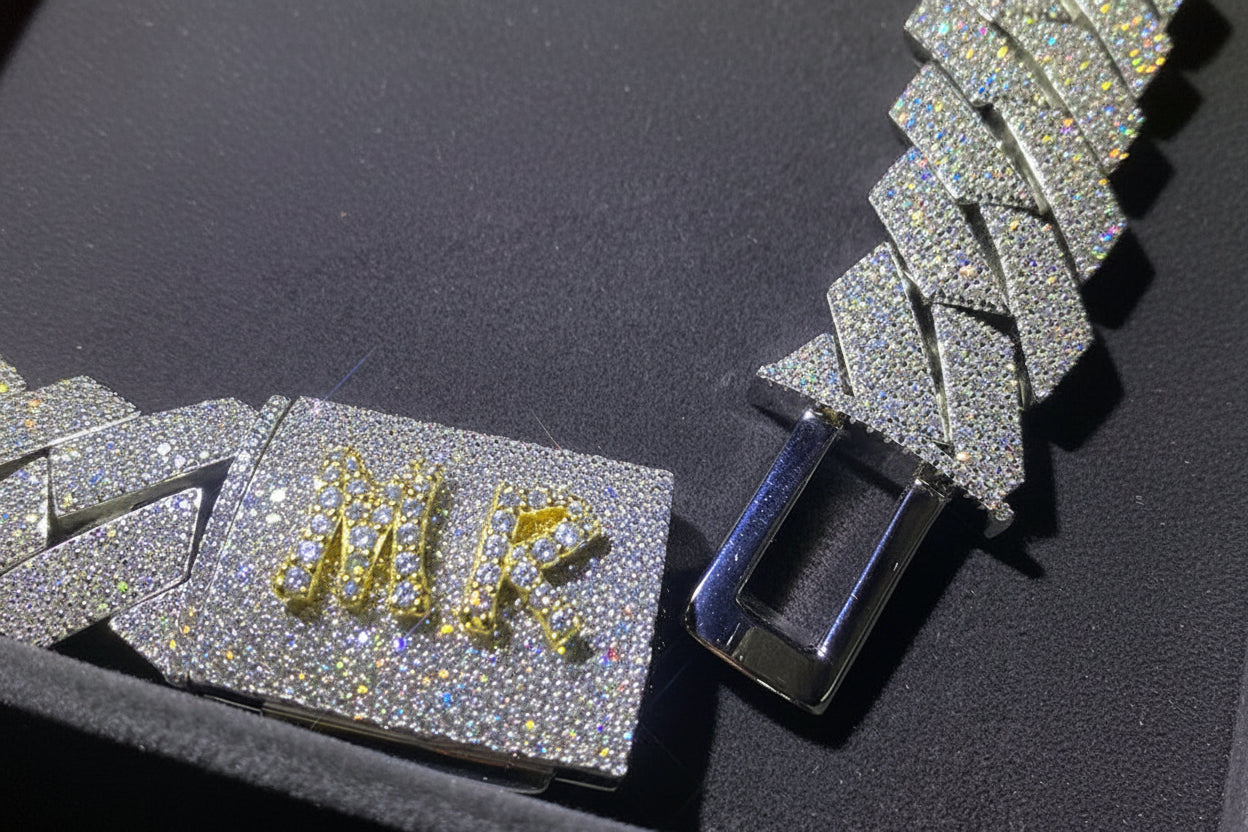 GRA Certified 23mm Ice Out Moissanite Cuban Link Chain D VVS1 925