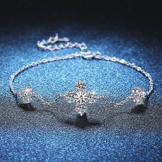 S925 Sterling Silver Women's Bracelet Moissanite High Sense Clover 12 Karat